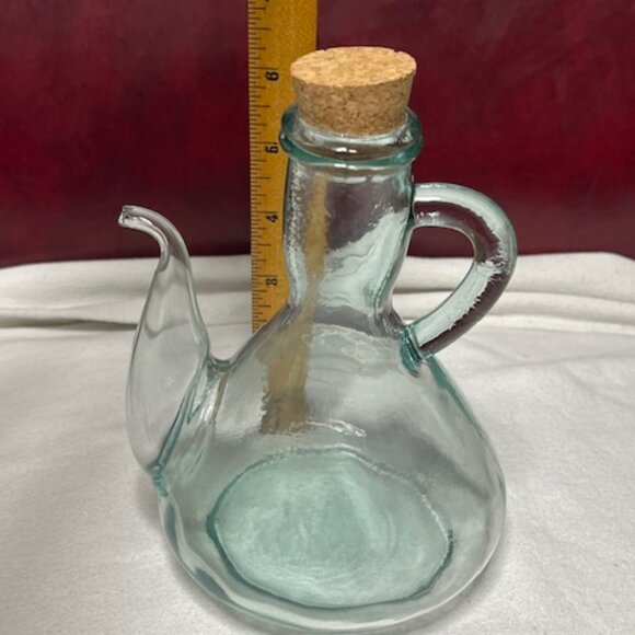 VTG Light Green Glass Pouring Bottle/Cruet for Oil or Vinegar w/Cork Stopper - Picture 10 of 11